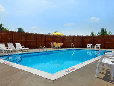 Super 8 By Wyndham Georgetown Hotel Exterior photo